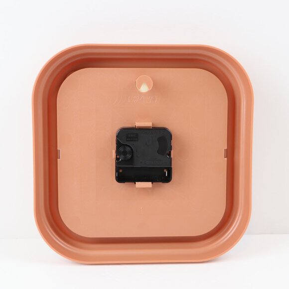 Ingraham Vintage Shells Plastic Square Quartz Salmon Pink Wall Clock Made in USA - Picture 12 of 12